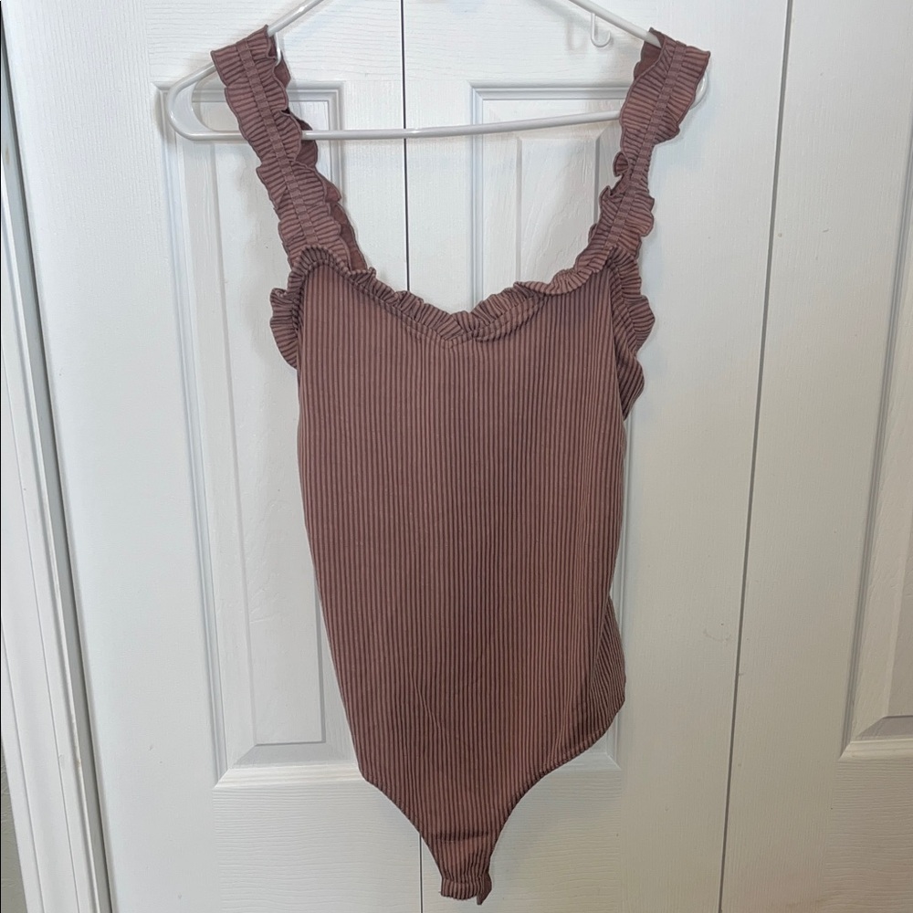 Pink Lily Ruffled Ribbed Bodysuit in Mauve